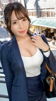 美丘さとみ 人妻保険外交員と中出しセックス