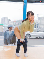 - [Milk enema erotic image] Maniac play that puts milk in a woman's butt hole and sprays it! (17 photos)