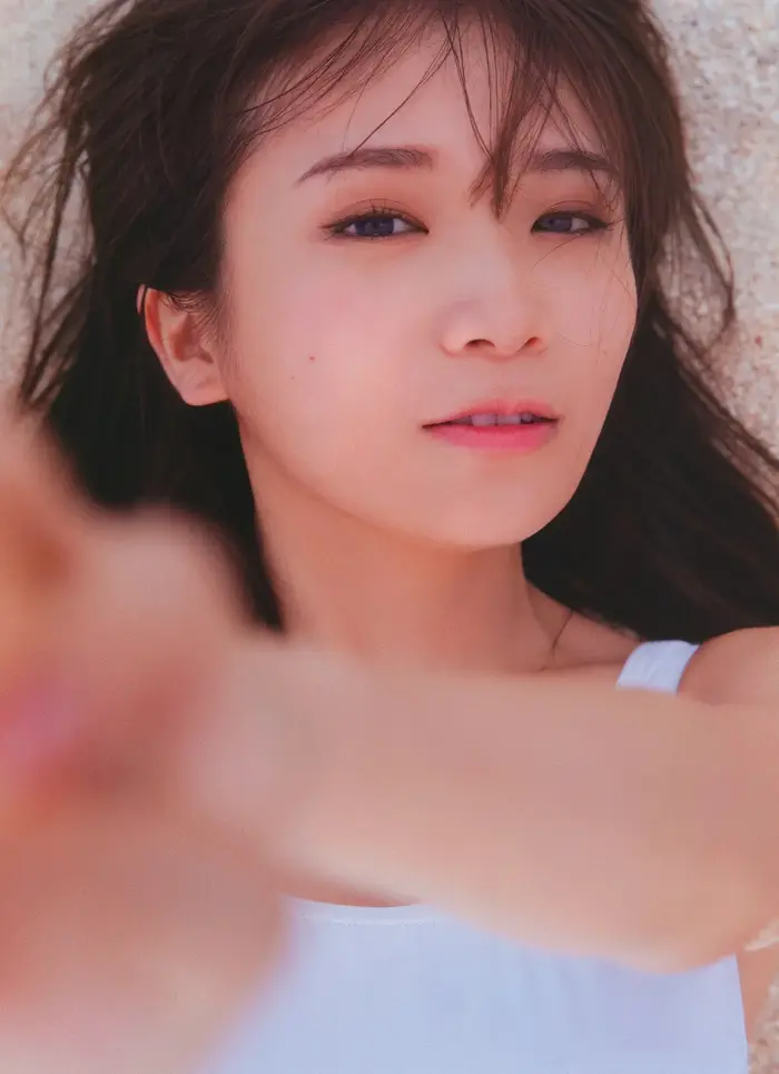 [168 high-quality erotic images of Midsummer Akimoto] Nogizaka second generation captain's swimsuit &amp; clothed gravure 41th image