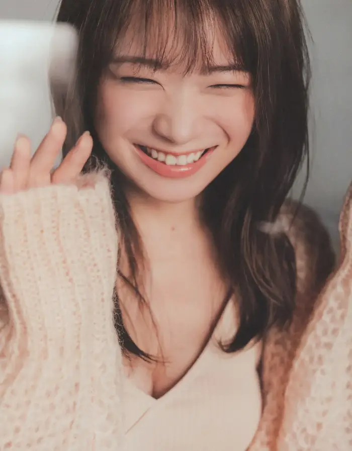 [168 high-quality erotic images of Midsummer Akimoto] Nogizaka second generation captain's swimsuit &amp; clothed gravure 8th image