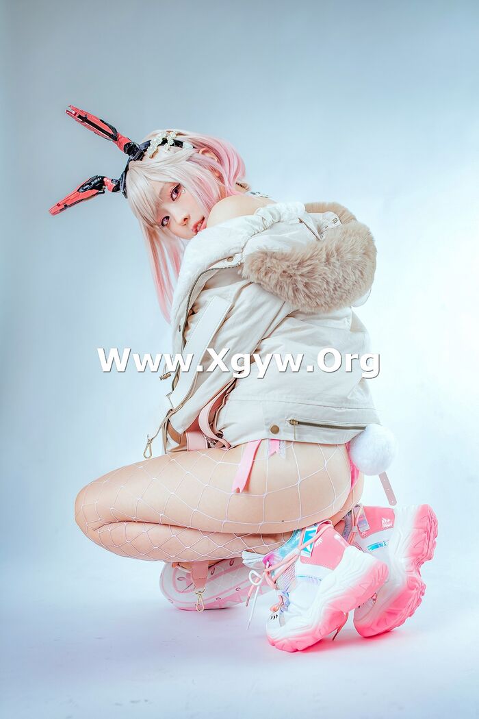 Coser妹子Ely_eee卯兎主题性感兔女郎装扮黑丝网袜+白丝网袜秀翘臀美腿诱惑写真91P 35th image