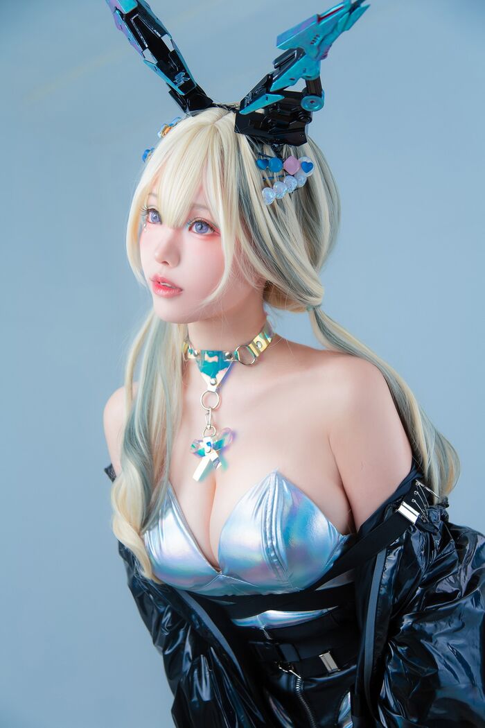 Coser妹子Ely_eee卯兎主题性感兔女郎装扮黑丝网袜+白丝网袜秀翘臀美腿诱惑写真91P 85th image