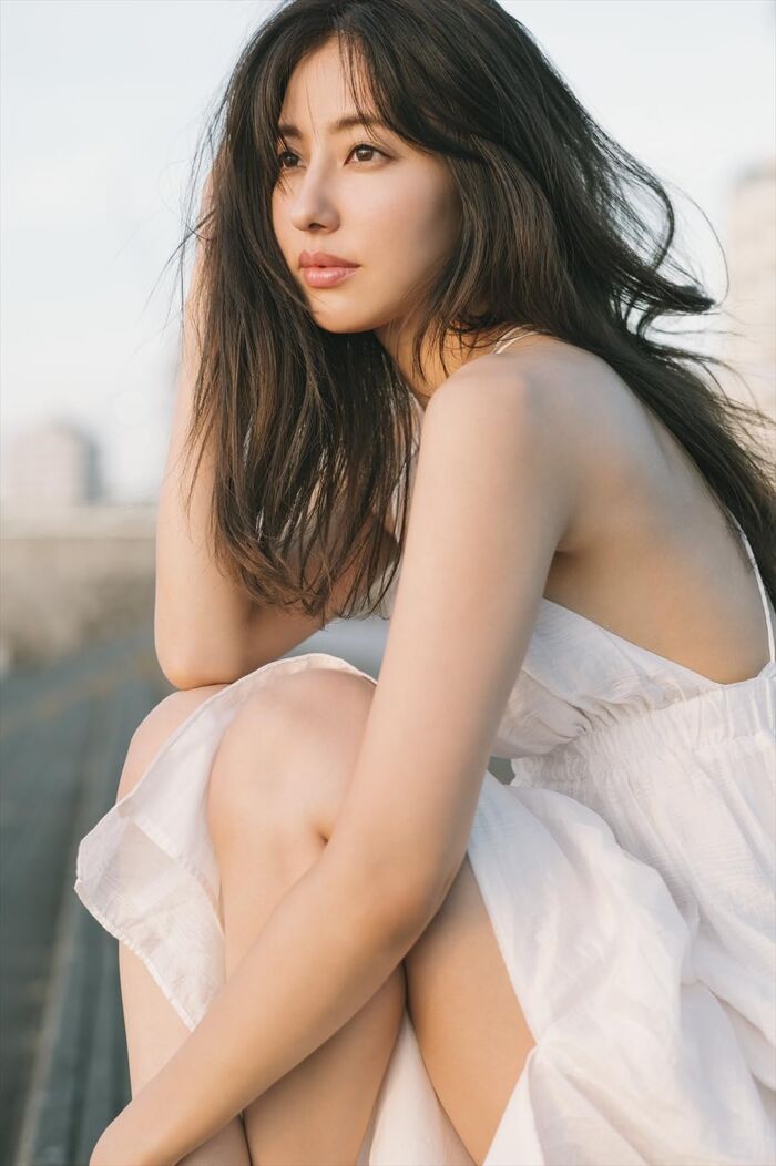 [Image] Fashion magazine model took off! Aiko Chiemi, boldly showing off SEXY lingerie gravia in the 1st photo book wwwwww 9th image