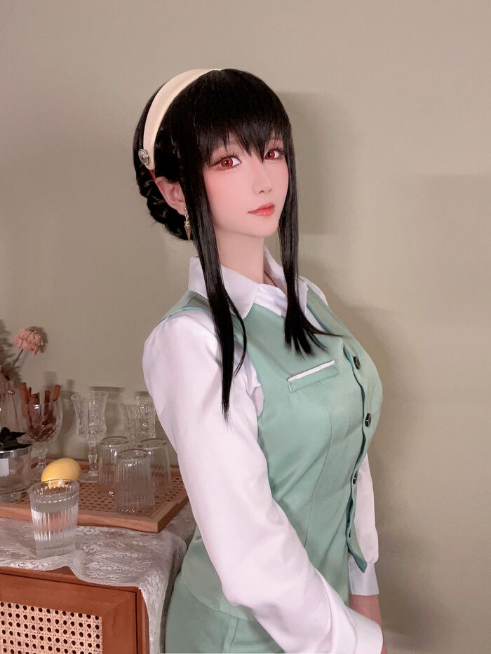Coser小姐姐星之迟迟约尔圣诞2主题OL制服半脱露白色蕾丝内衣完美诱惑写真71P 58th image
