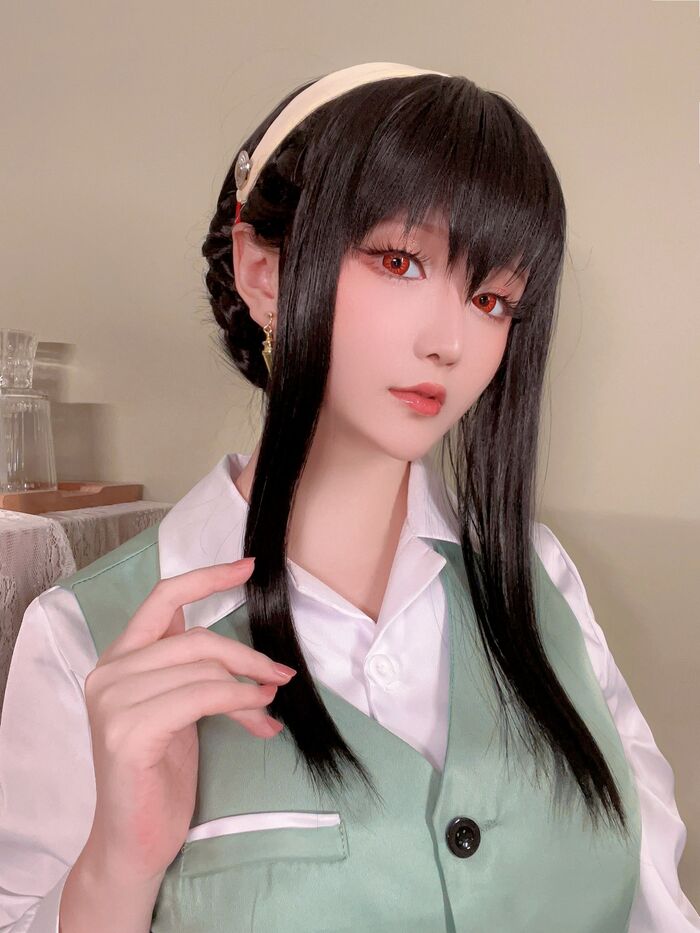 Coser小姐姐星之迟迟约尔圣诞2主题OL制服半脱露白色蕾丝内衣完美诱惑写真71P 62th image