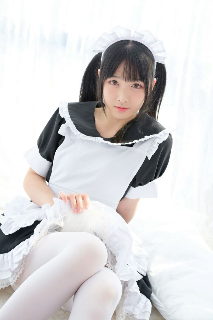网络美女我才不是neko 白丝女仆主题性感黑白女仆装配白丝袜秀美腿诱惑Photo 71P 10th image