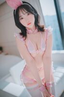 DJAWA HaNari 하나리 - My Pinky Valentine S.Ver B