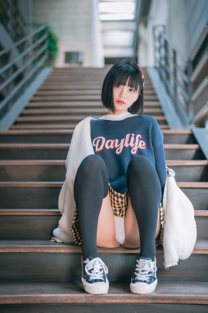 DJAWA Jeong Jenny 정제니 - Daylife In Sacramento A 27th image
