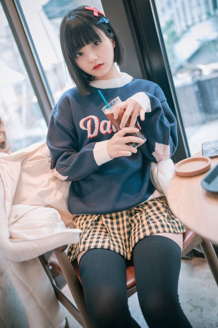 DJAWA Jeong Jenny 정제니 - Daylife In Sacramento A 4th image