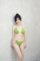 [XINGYAN 星颜社] VOL.200_ Goddess 刘钰儿户外swimpond erogenous sensuality 绿色比基尼秀完美身木迷人诱惑Photo 81P