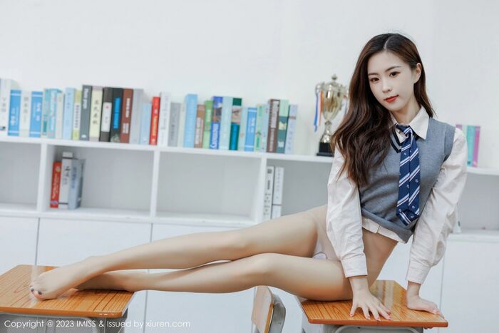 [IMISS Emi Club] Vol.730_ model Yang Ziyan and Candy senior dress in a white lace lingerie paired with open-crotch sheer stockings seductive 69P photos 35th image