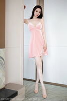 XiuRen Issue 7182_Model Meng Xinyue sexy pink spaghetti strap mini dress + black sheer sheer one-piece outfit, fiery and tempting photoshoot 83P