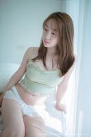 [RUISG 瑞丝馆] VOL.080_ Lady Moon Cloth Month Lucy Private Cell Floor Erotic Inner Clothing Distribution White Thigh Sleeve Qing Beauty Person Photo 46P