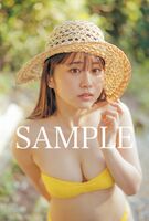 [Image] Black-haired beautiful breasts idol, swimsuit gravure is too naughty wwwwwww Momoko Oshiro boldly exposes her beautiful bust in a tube top bikini!!