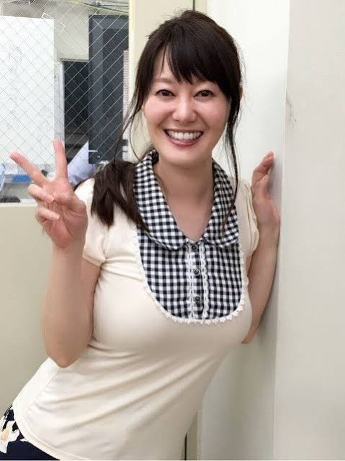 【Image】たまにおる大乳地方アナwwwwwwwwww 18th image