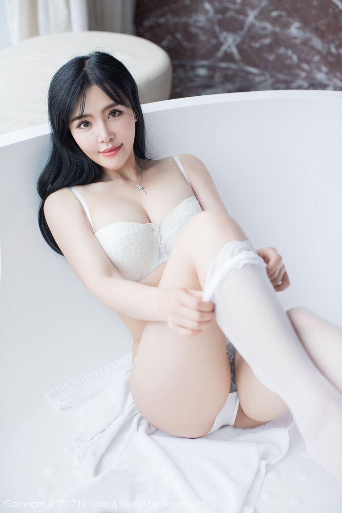 [LeYuan星乐园] Vol.046_ Goddess 刘钰儿居家powder红蕾丝水裙vacuum秀傲人大breast诱惑Photo 46P 35th image