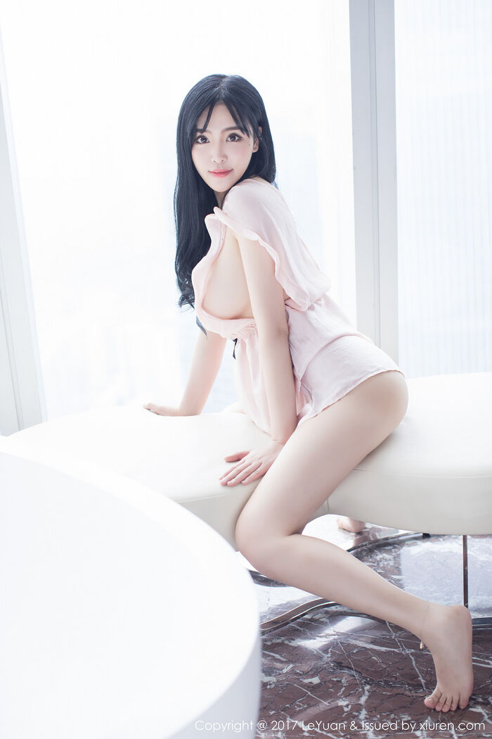 [LeYuan星乐园] Vol.046_ Goddess 刘钰儿居家powder红蕾丝水裙vacuum秀傲人大breast诱惑Photo 46P 8th image