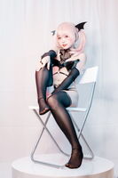 Coser Beauty Goddess Zawa Yongli Powder Hair 小恶魔主题黑色皮质内衣配黑丝袜秀曼妙身体诱惑Photo 41P