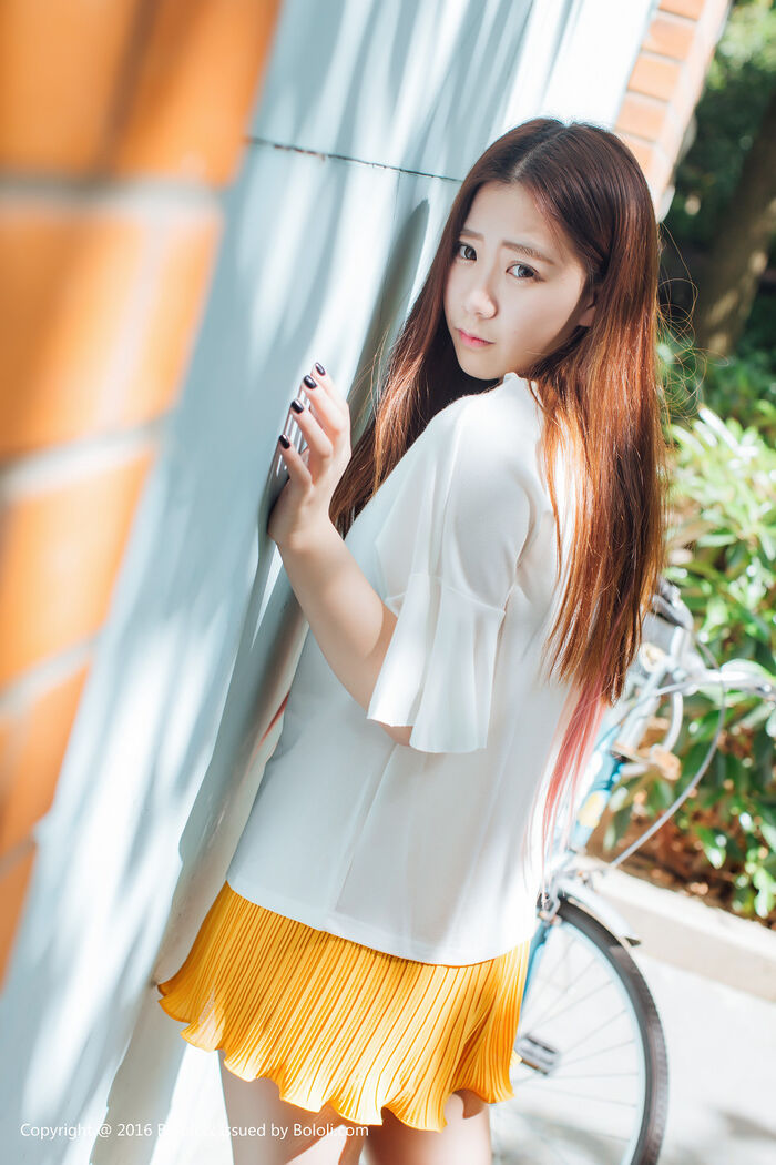 [Tukmo兔几盟] Vol.109_清纯嫩模董成丽游乐园里白Short Sleeve衫配yellow Short 裙清爽迷人Photo40P 18th image