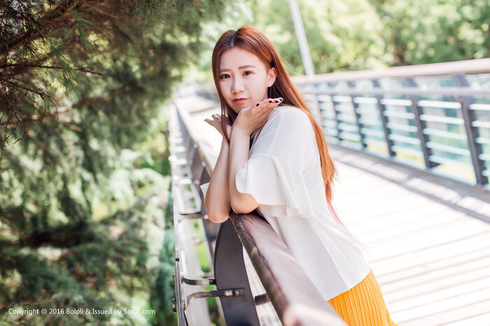 [Tukmo兔几盟] Vol.109_清纯嫩模董成丽游乐园里白Short Sleeve衫配yellow Short 裙清爽迷人Photo40P 2th image