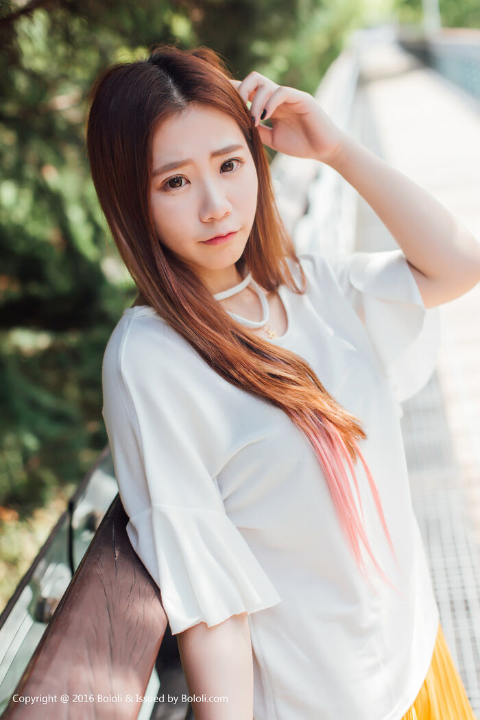 [Tukmo兔几盟] Vol.109_清纯嫩模董成丽游乐园里白Short Sleeve衫配yellow Short 裙清爽迷人Photo40P 27th image