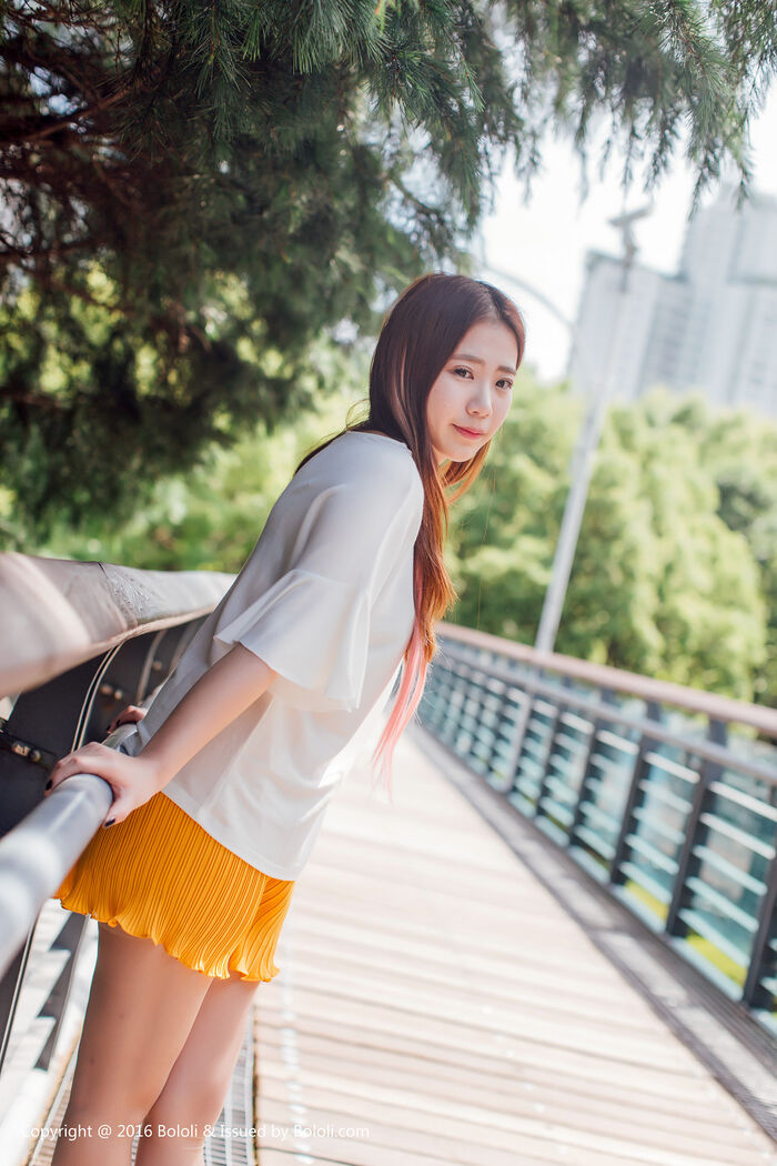 [Tukmo兔几盟] Vol.109_清纯嫩模董成丽游乐园里白Short Sleeve衫配yellow Short 裙清爽迷人Photo40P 30th image
