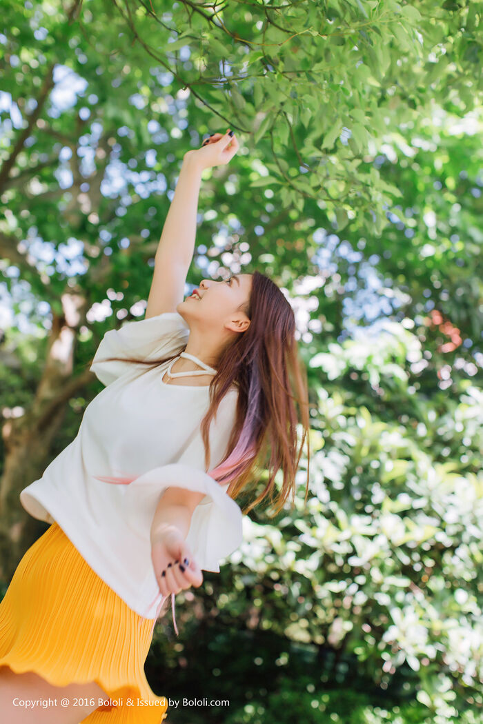[Tukmo兔几盟] Vol.109_清纯嫩模董成丽游乐园里白Short Sleeve衫配yellow Short 裙清爽迷人Photo40P 35th image