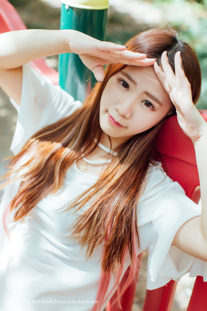 [Tukmo兔几盟] Vol.109_清纯嫩模董成丽游乐园里白Short Sleeve衫配yellow Short 裙清爽迷人Photo40P 5th image